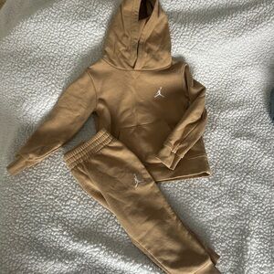 Kids Jordan Tan Hoodie and Jogger Set | Size: 2T